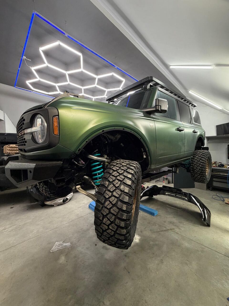 Ford Bronco - Kompletní off-road úprava (7)