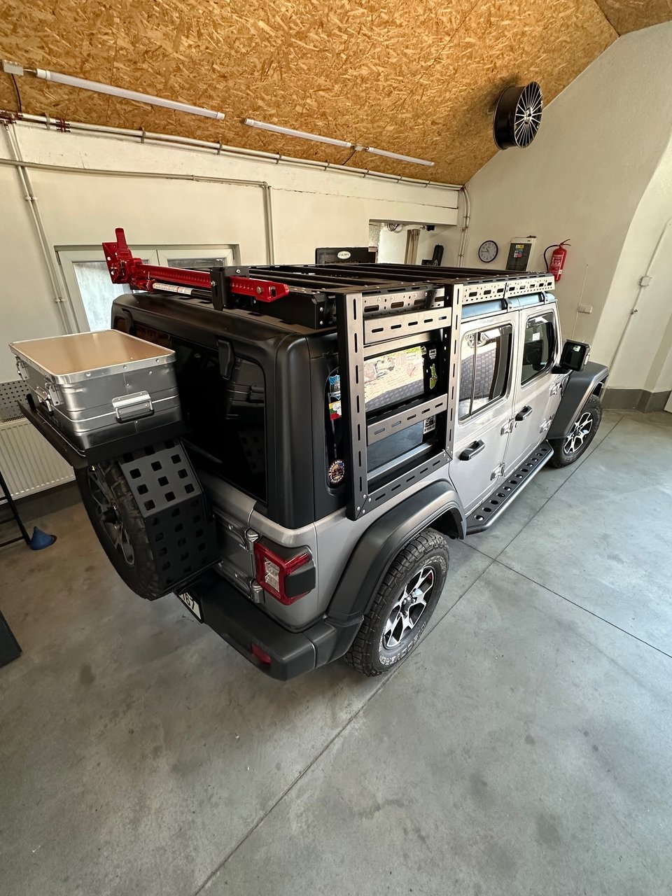 Jeep Wrangler - interiér