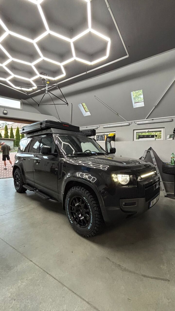Land Rover Defender 110 - Expediční úprava (4)