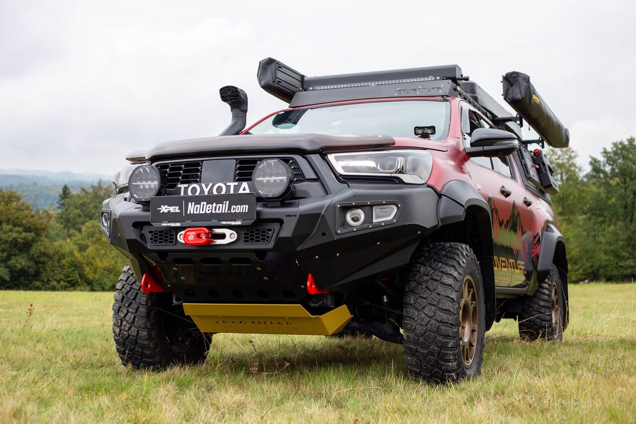 Toyota Hilux - Adventure Design 2026 (12)