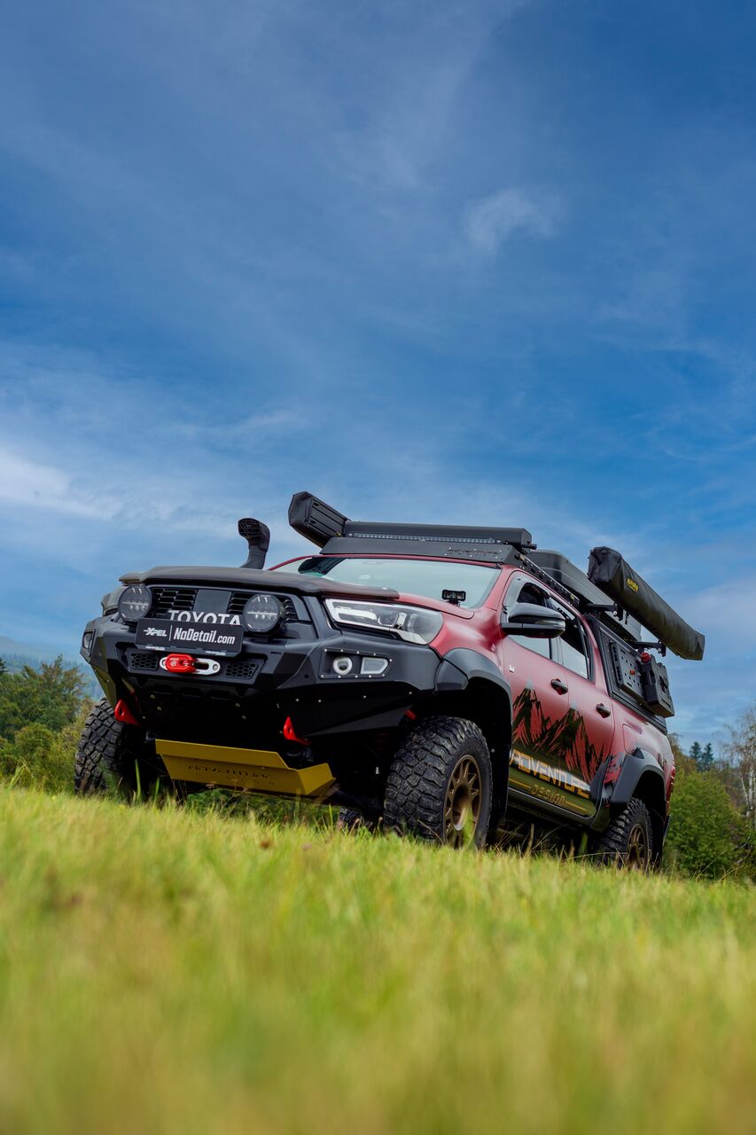 Toyota Hilux - Adventure Design 2026 (15)