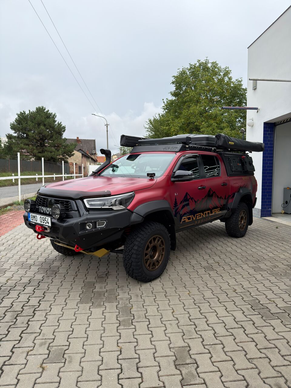 Toyota Hilux - Adventure Design 2026 (16)