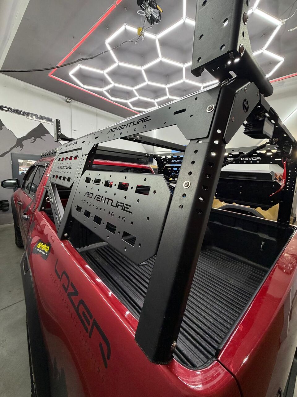 Toyota Hilux - Adventure Design 2026 (21)