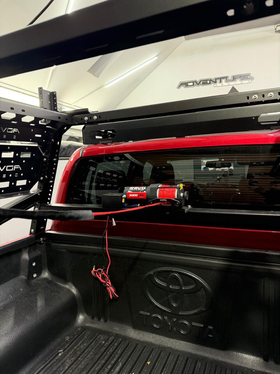 Toyota Hilux - Adventure Design 2026 (22)
