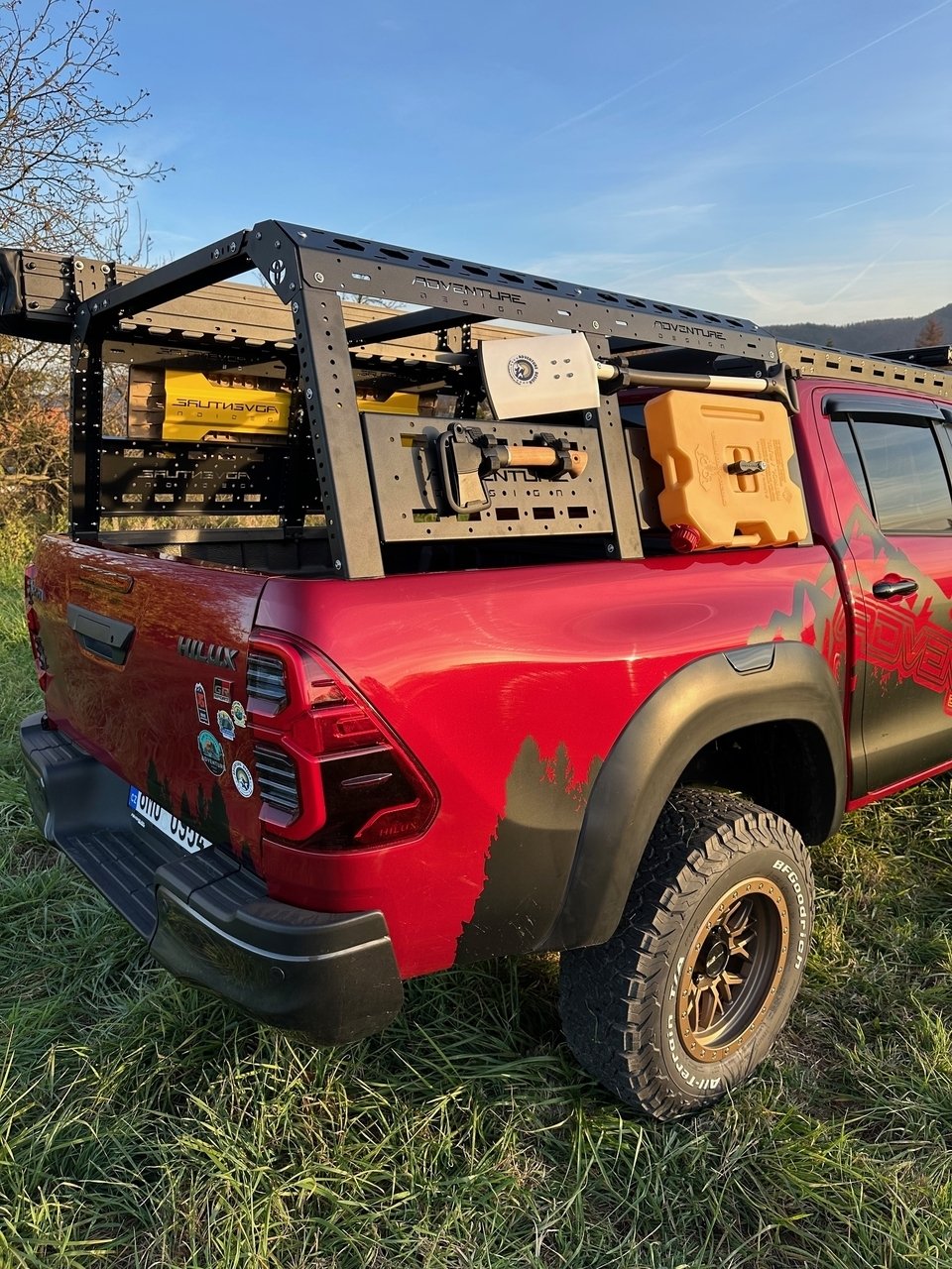 Toyota Hilux - interiér