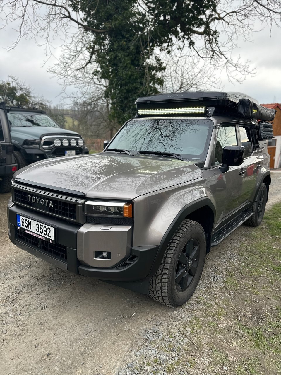 Toyota ? - hlavní pohled