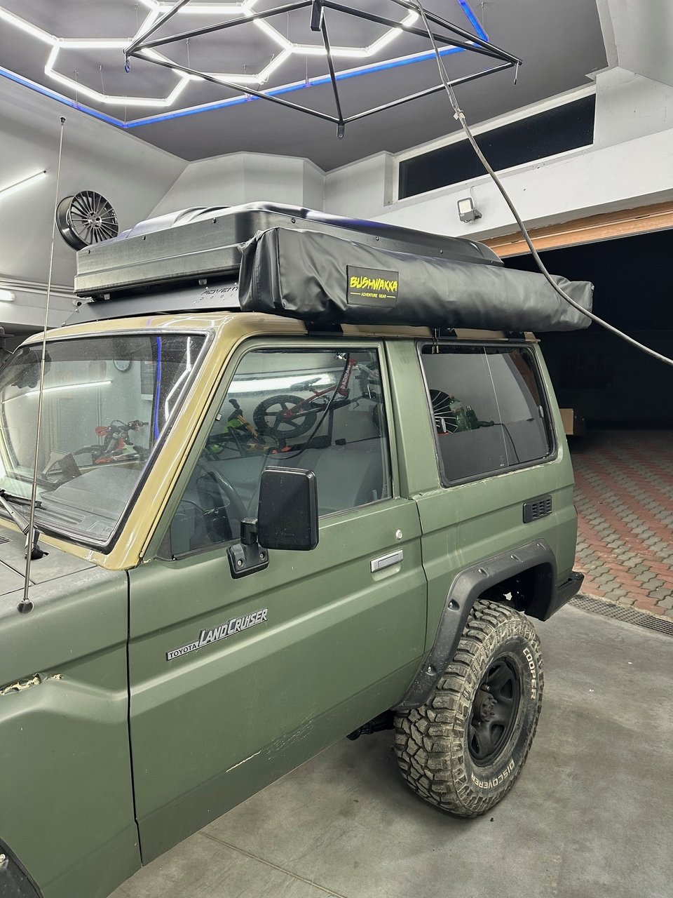 Toyota Land Cruiser - noční osvětlení