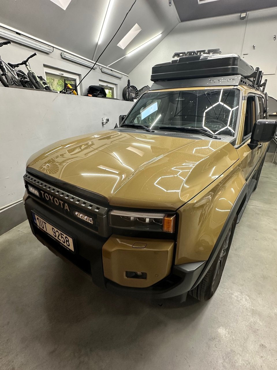 Toyota Land Cruiser - hlavní pohled