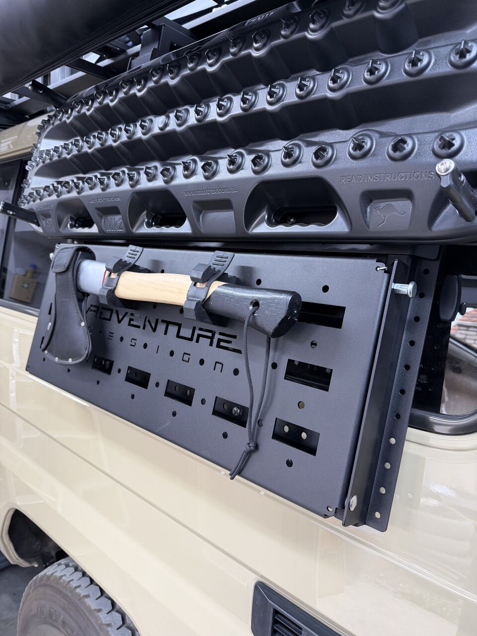 Toyota Land Cruiser 70 - Expediční úprava (7)